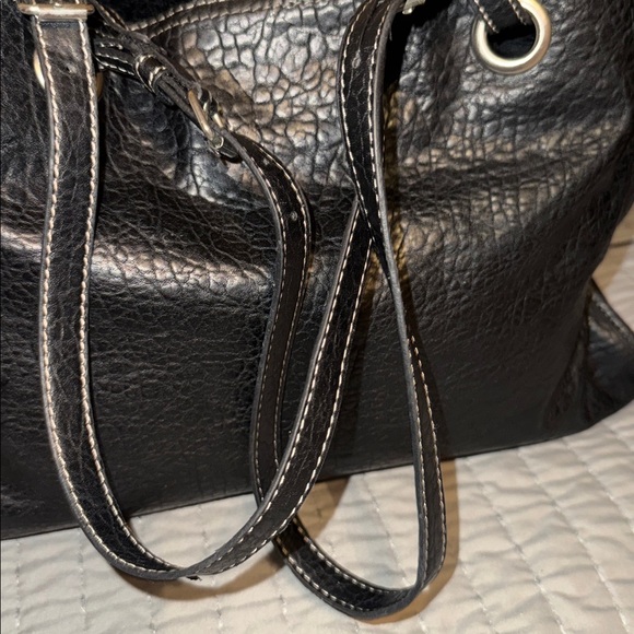 Nine West Textured Black Shoulder Bag - Picture 4 of 10